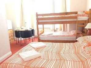 Suite, Ensuite (Sleeps 4 with Bunk Bed) - Brunton House (Clacton-on-Sea)