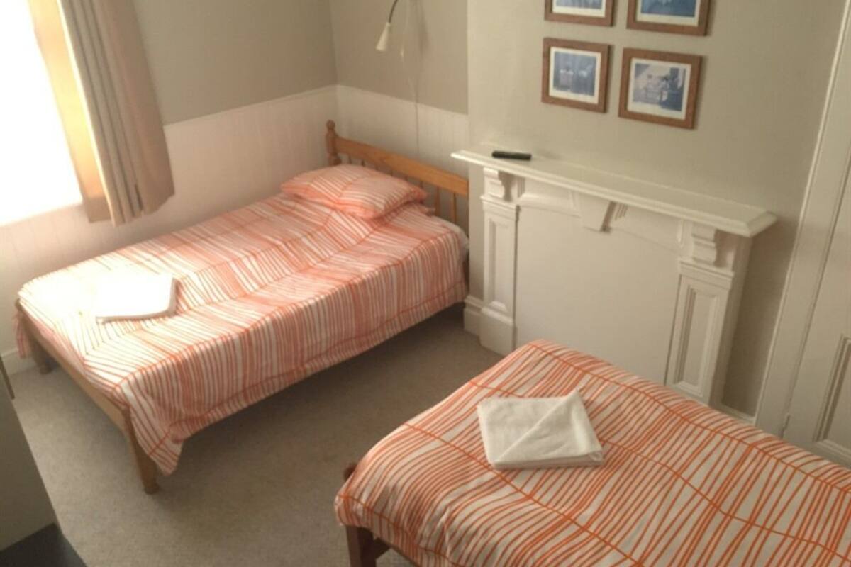 Twin Room, Ensuite