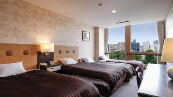 Quadruple Room, Non Smoking | Blackout drapes, iron/ironing board, free WiFi, bed sheets