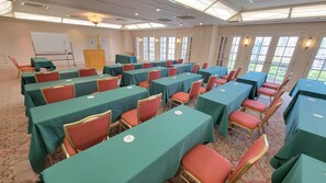 Property amenity - Hotel Osaka Castle (Osaka)