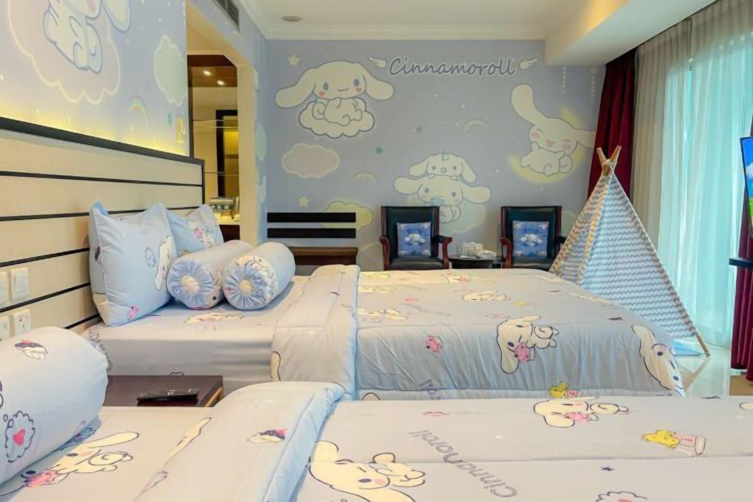 Minibar, coffres-forts dans les chambres, bureau, chambres insonorisées