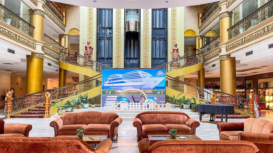 Pacific Palace Hotel