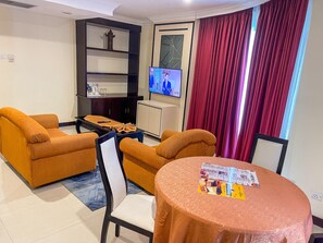 Dobbeltrom – executive | Minibar, safe på rommet, skrivebord og lydisolert