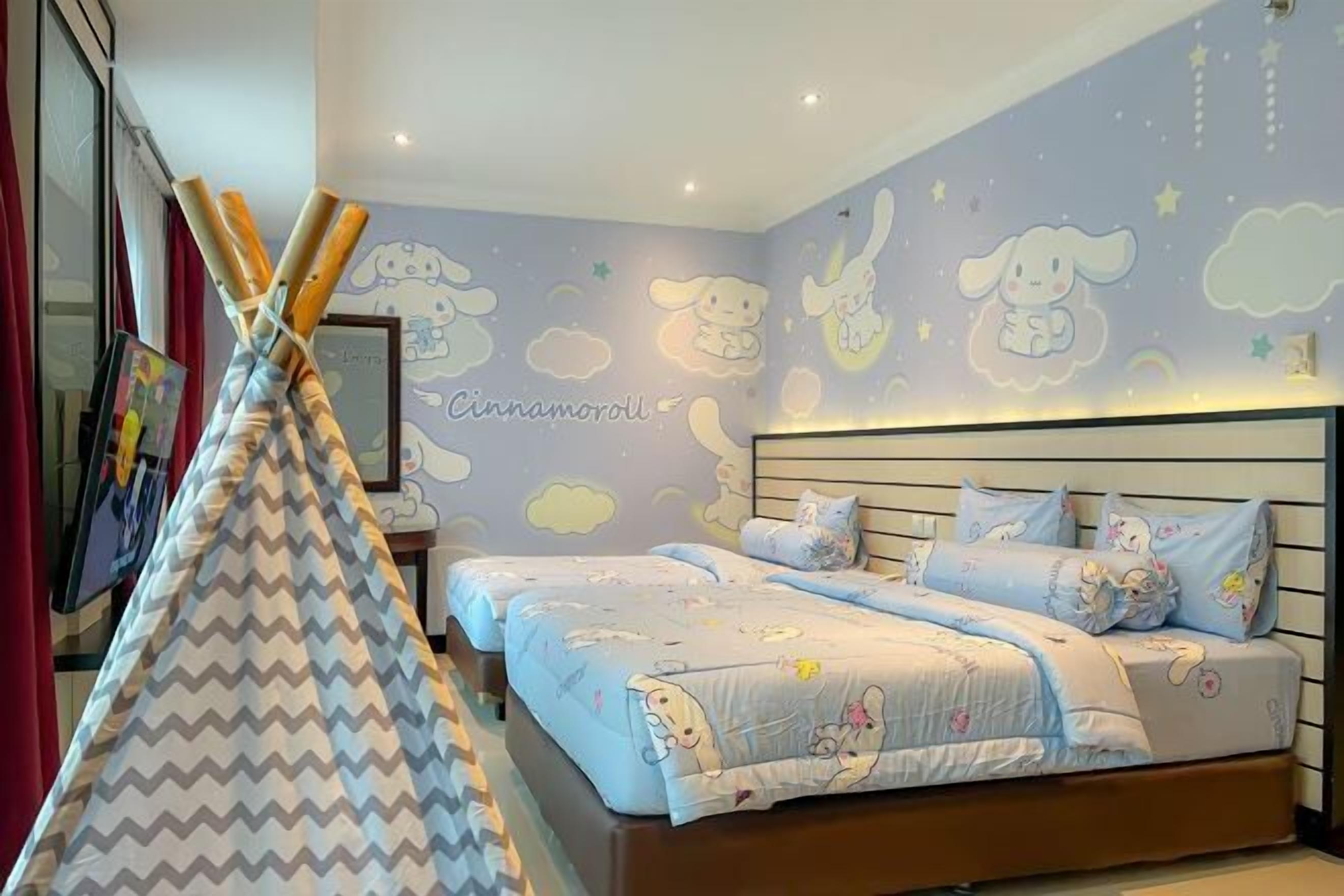 Minibar, in-room safe, desk, soundproofing