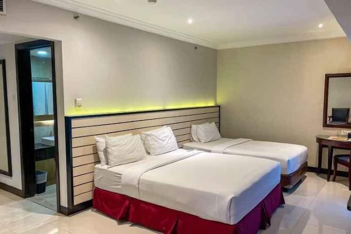 Minibar, in-room safe, desk, soundproofing