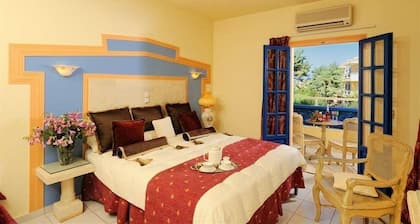 Parthenis Hotel & Suites