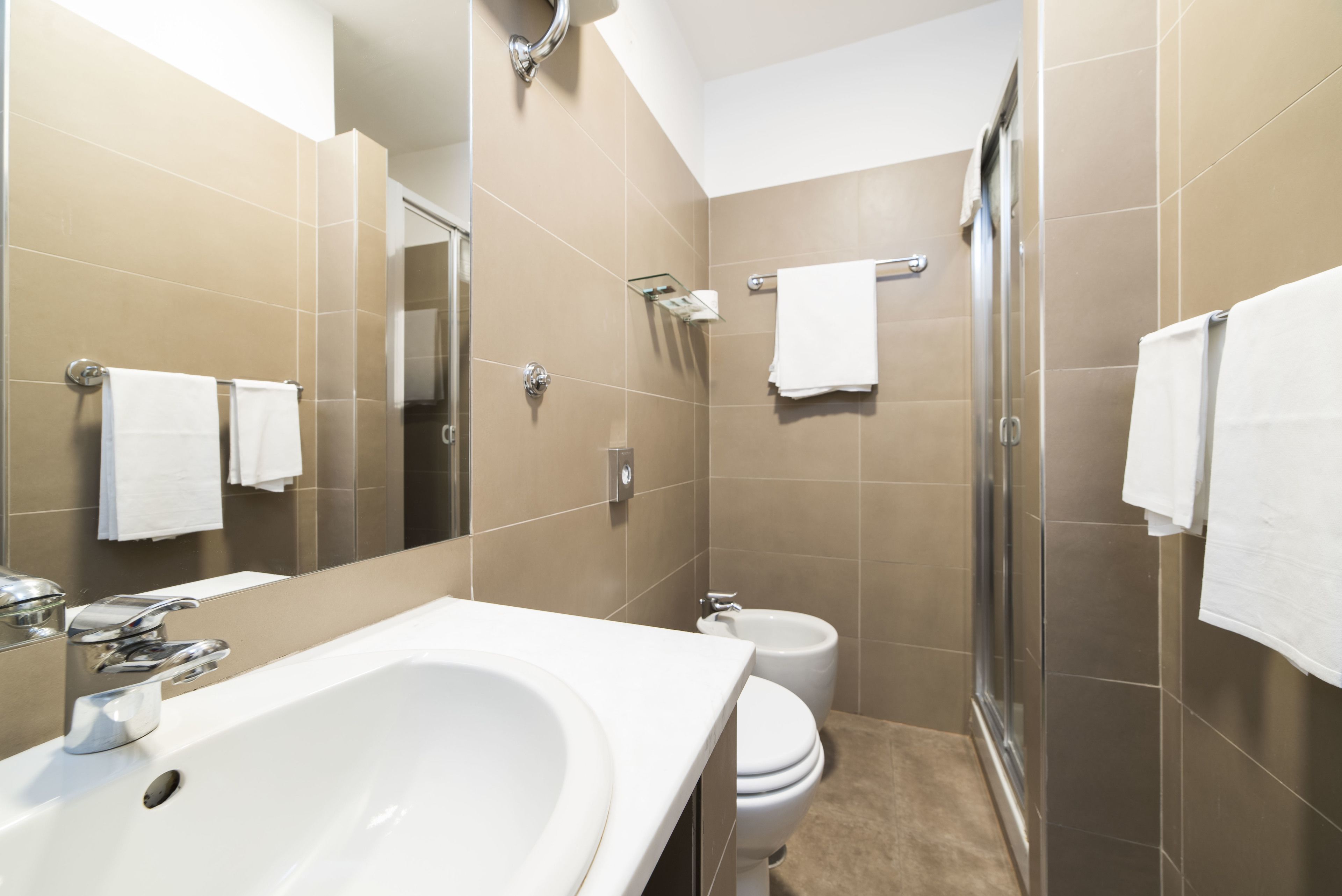 free toiletries, bidet, towels