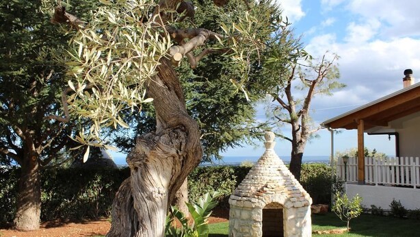 Outdoor pool, free cabanas, sun loungers - La Casetta Bed and Breakfast (Monopoli)