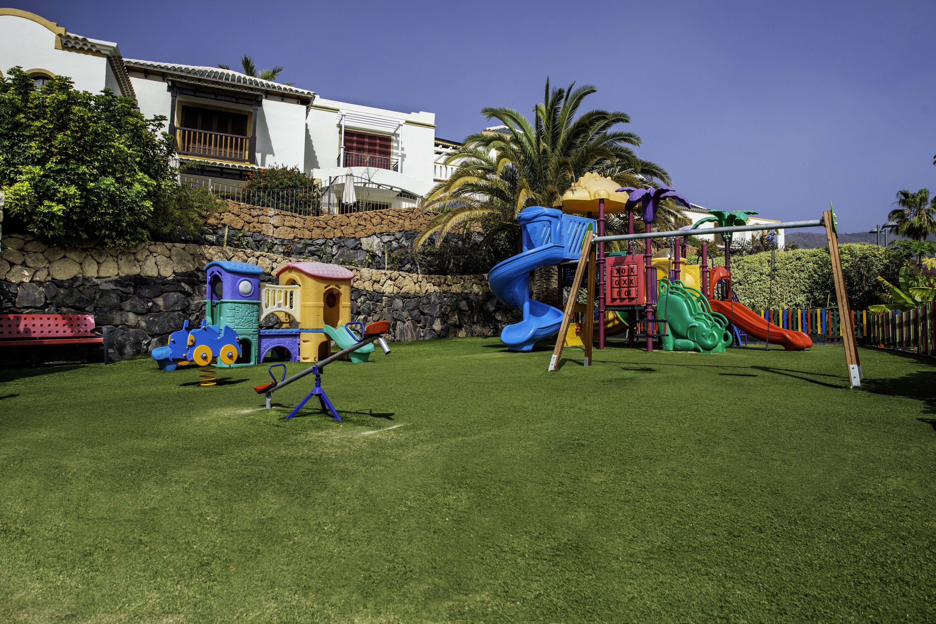 children’s play area – outdoor