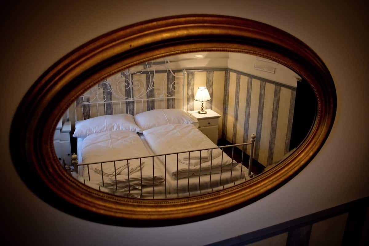 double room | hypo-allergenic bedding, individually decorated, individually furnished