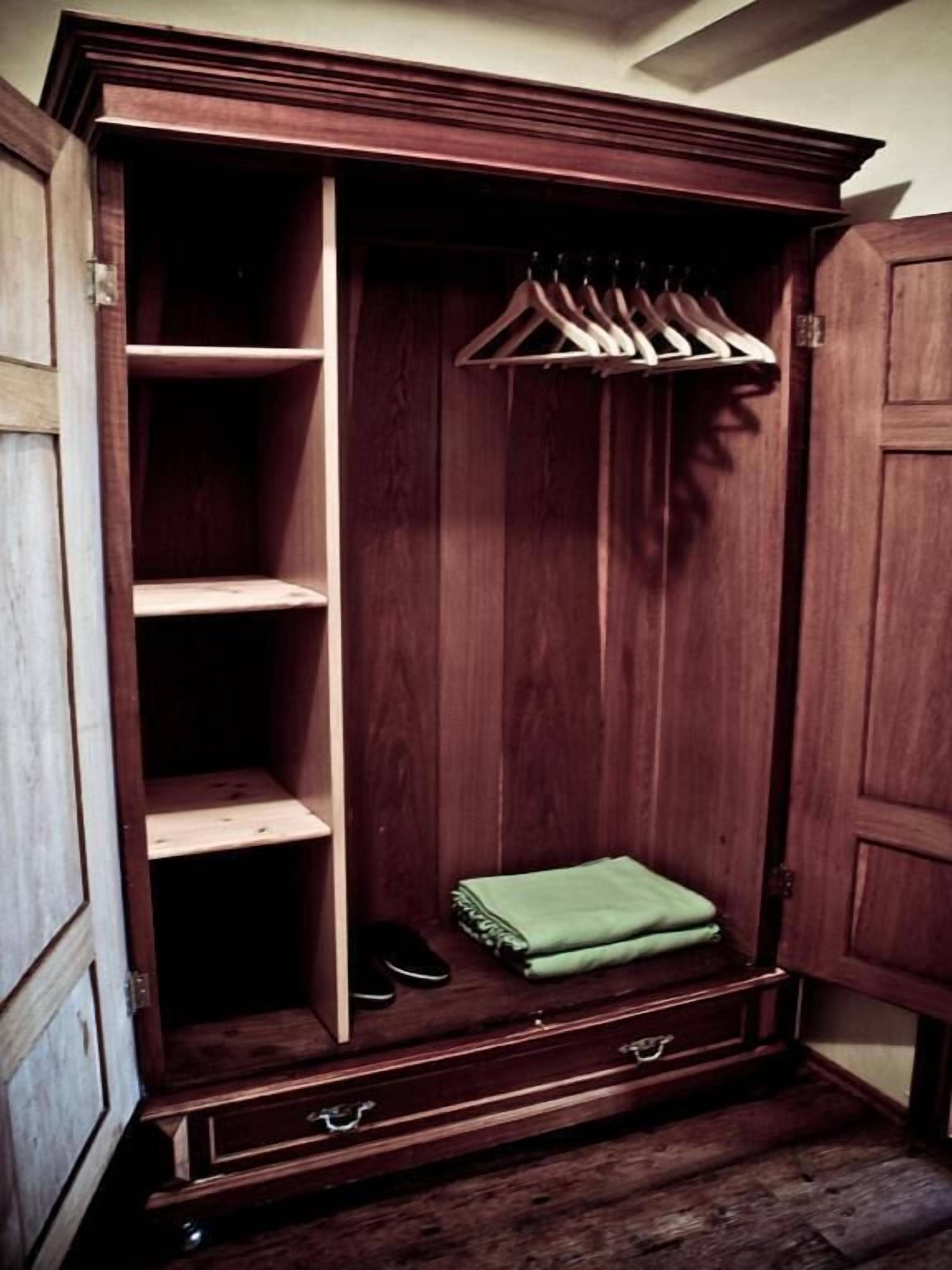 single room | hypo-allergenic bedding, individually decorated, individually furnished