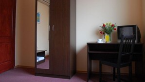 Unclassified image, 2 of 53, button - Casa Sofia (Bucharest)