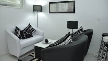 Área de estar no saguão