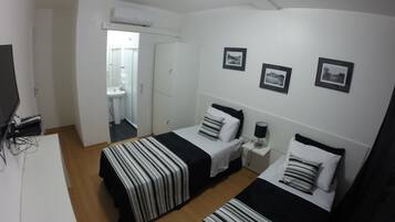 Classic Suite | In-room safe, blackout drapes, iron/ironing board, free WiFi