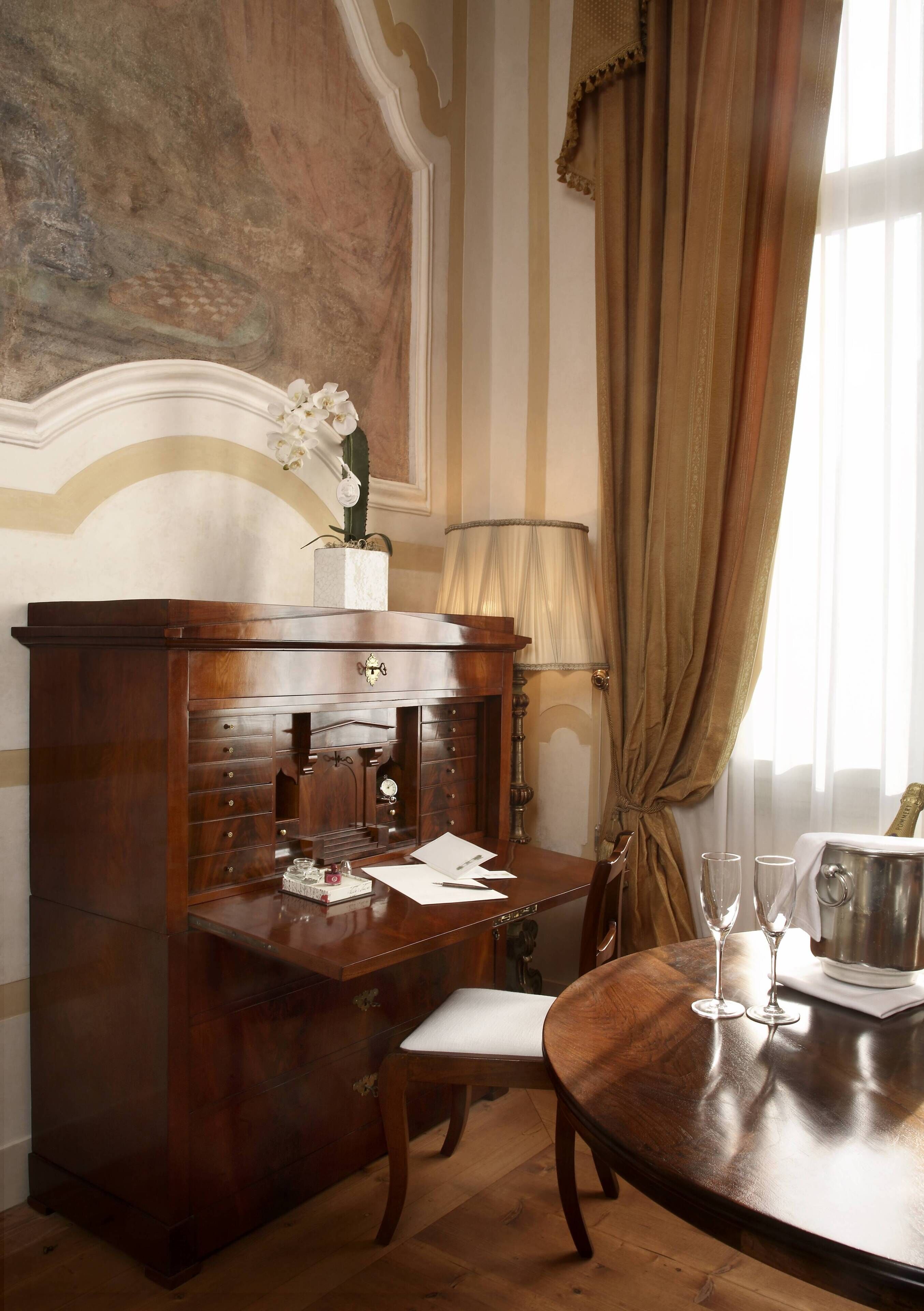 presidential suite | 1 bedroom, premium bedding, down duvets, select comfort beds