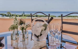 Terrace/patio - Guadalpin Suites (Marbella)
