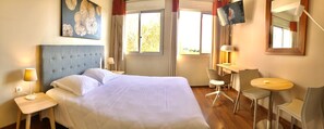 Studio, 1 Double Bed | Select Comfort beds, desk, blackout curtains, soundproofing