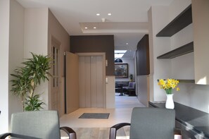 Interior entrance - Hotel Sabot d'Or (Blankenberge)