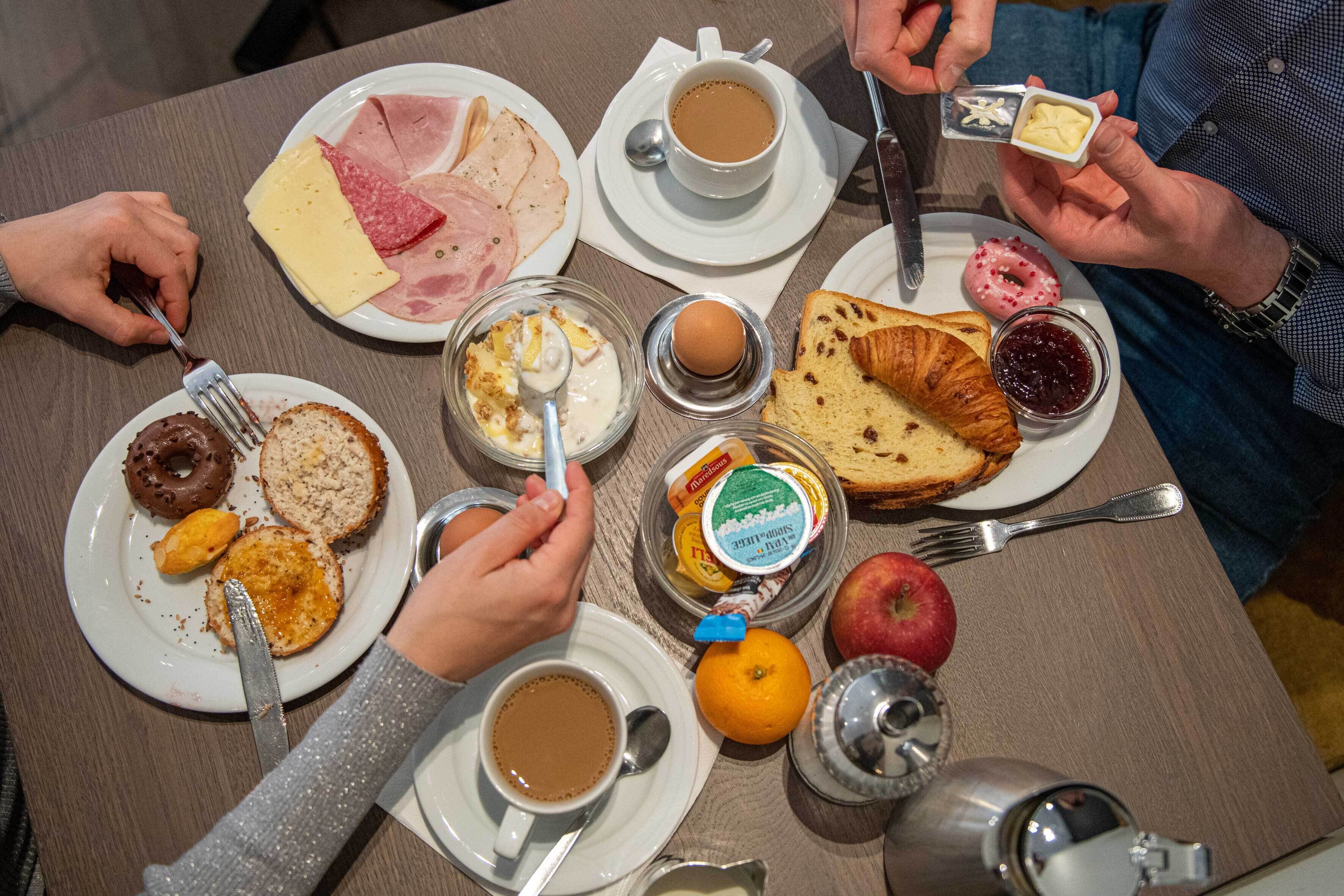 daily buffet breakfast (eur 15 per person)