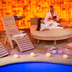 Couples treatment rooms, sauna, hot tub, body treatments, body wraps