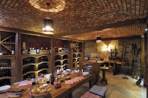 Executive lounge - Tevini Dolomites Charming Hotel (Commezzadura)