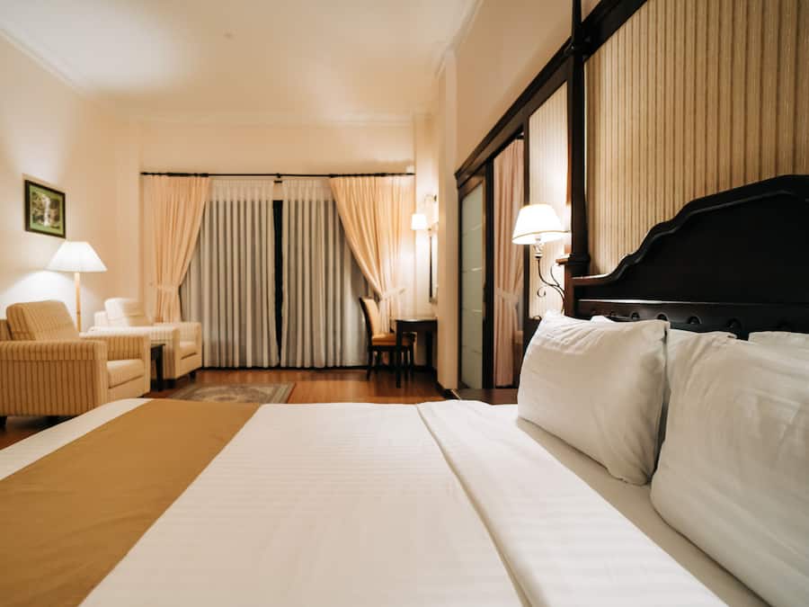 Familie suite | Luxe beddengoed, een minibar, een kluis op de kamer, een bureau