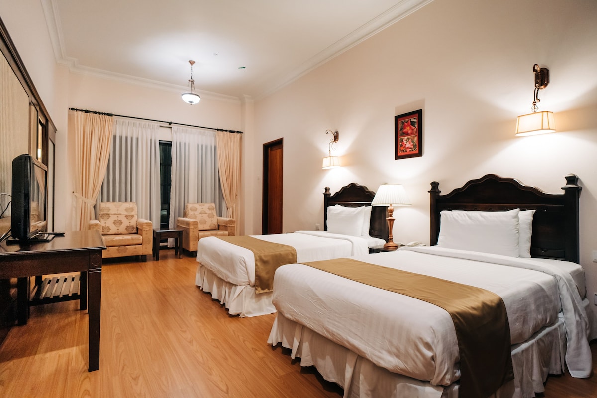 Ropa de cama de alta calidad y minibar 