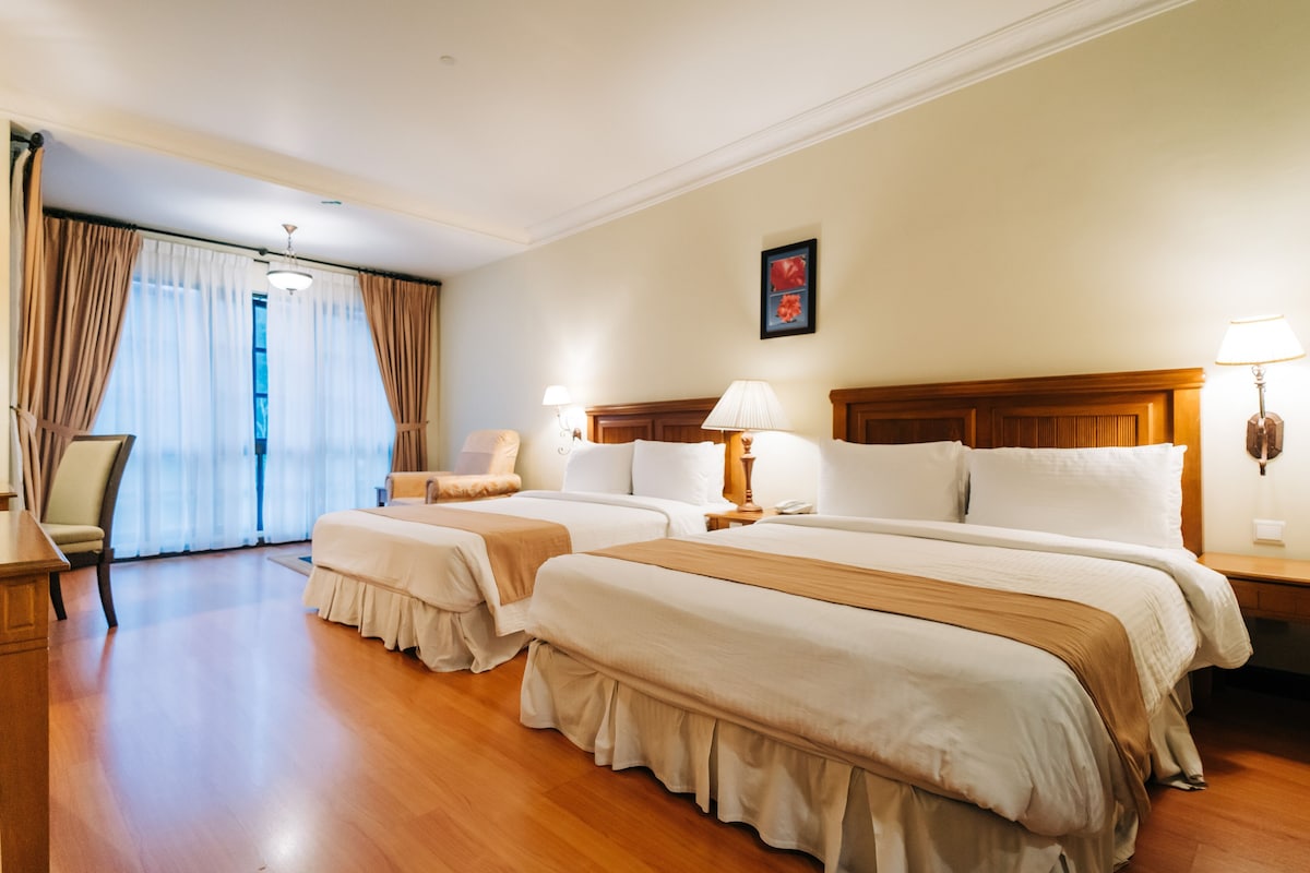 Ropa de cama de alta calidad y minibar 