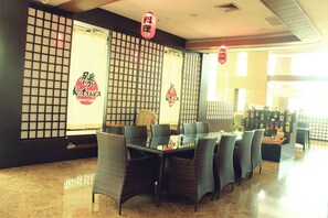 Restaurant - The BCC Hotel & Residence (Batam)