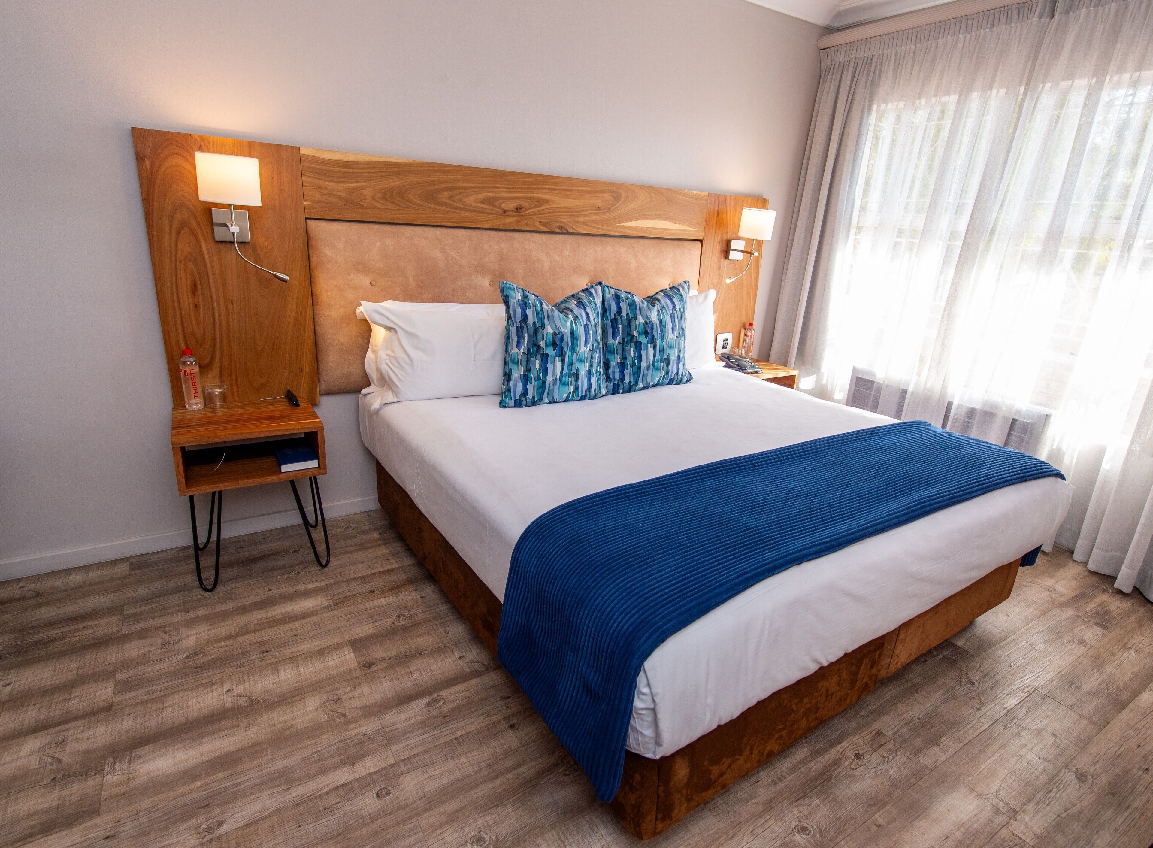 twin room | 1 bedroom, in-room safe, desk, blackout curtains