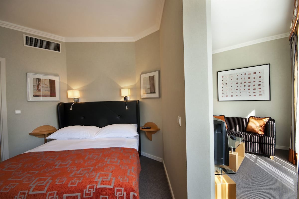 Junior-Apartment (Golden Prague Residence)