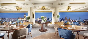 Golden Prague Residence