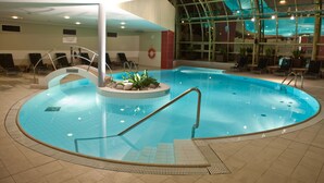 Indoor pool - Golden Prague Residence (Prague)