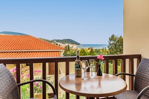 Standard Double Room Sea View or Side Sea View | Blick vom Balkon