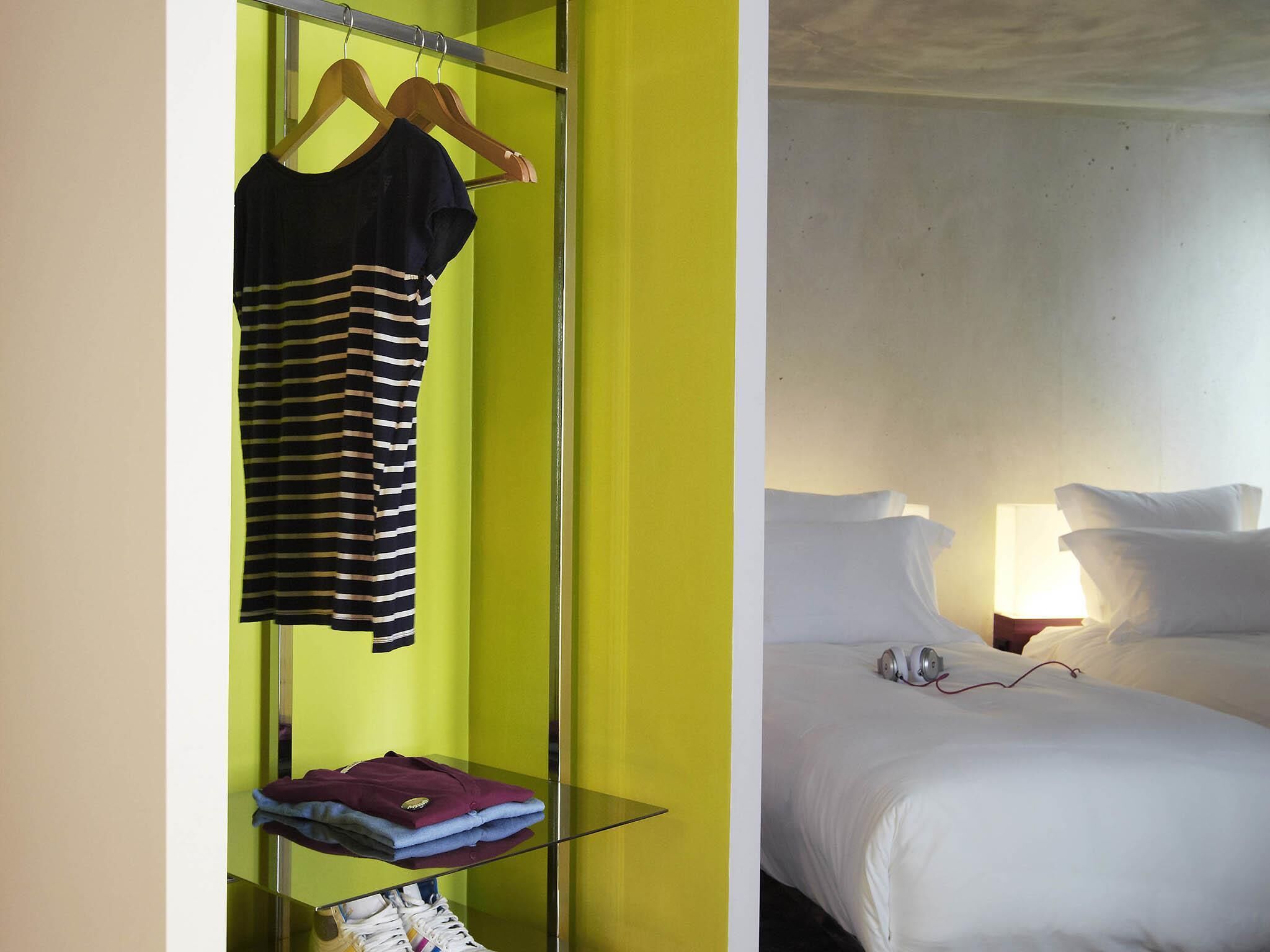 Large Mama Twin | Sengetøy av topp kvalitet, safe på rommet, skrivebord og lydisolert