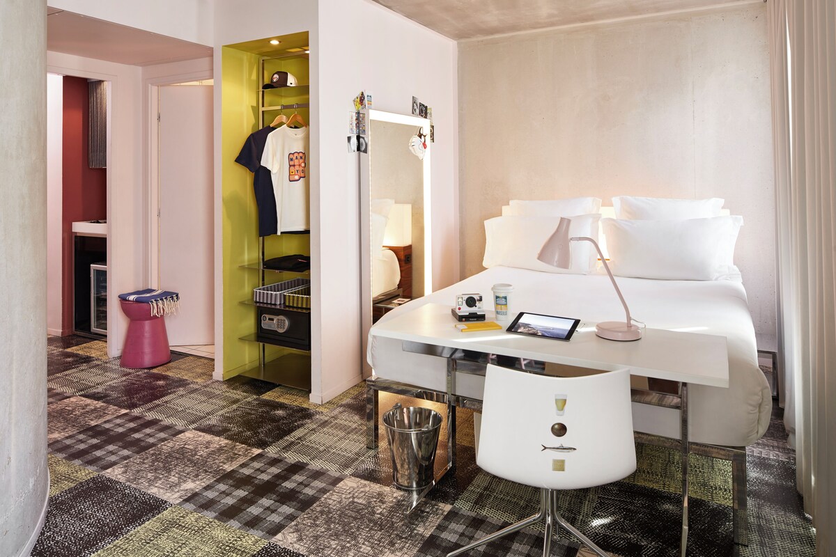 Chambre Familiale (Large Mama)