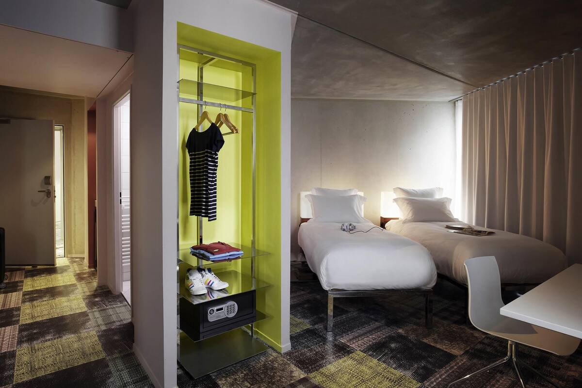 premium bedding, in-room safe, desk, soundproofing