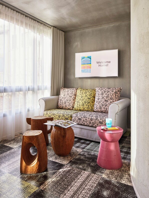 Living area - Mama Shelter Marseille (Marseille)