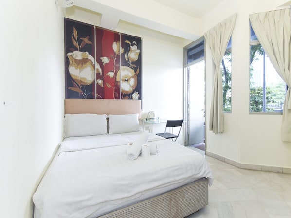 Iron/ironing board, free WiFi, bed sheets - Victory Street Boutique Hotel (Kuala Lumpur)