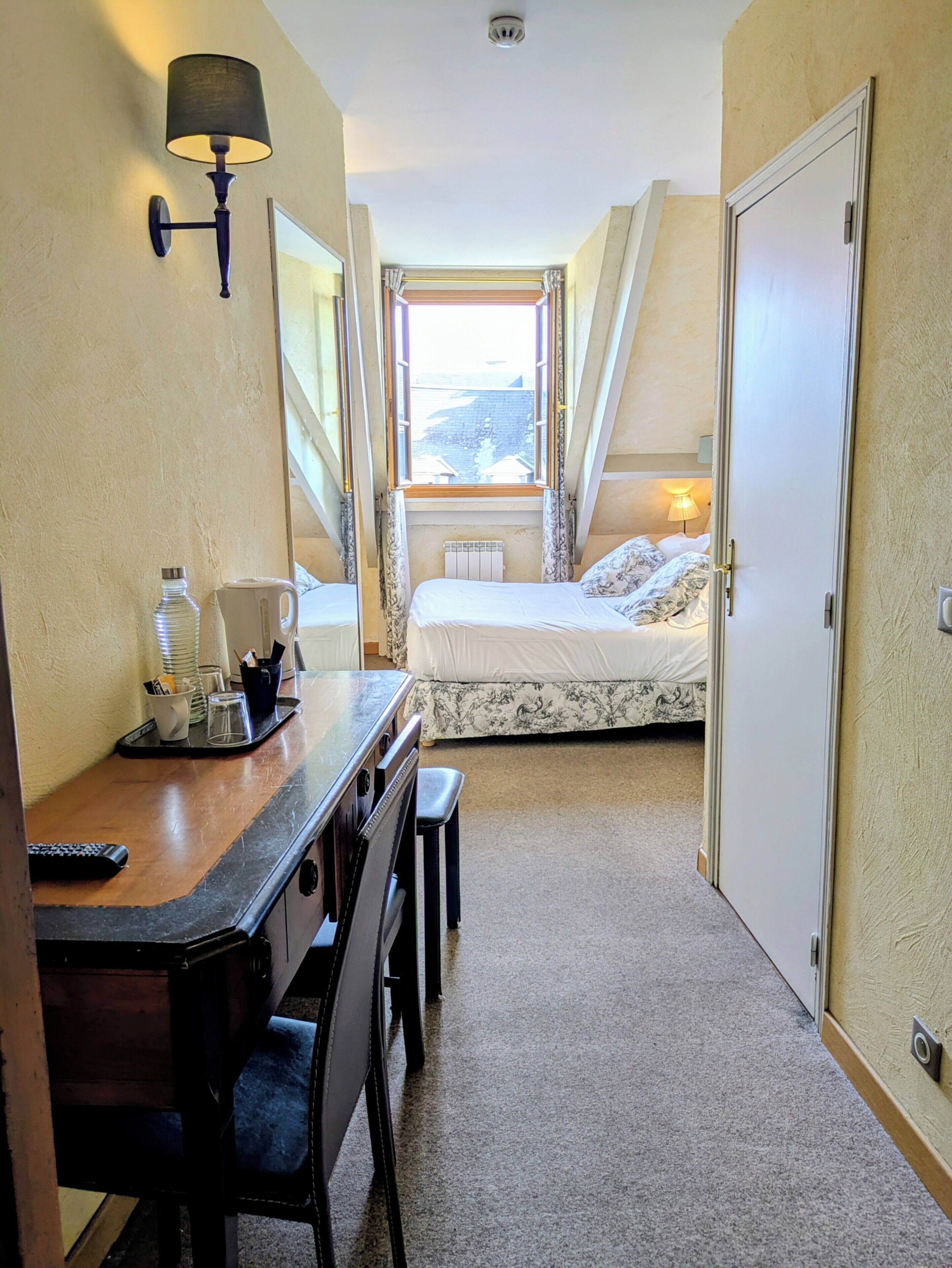 Family Room | Hypo-allergenic bedding, individually decorated, blackout curtains