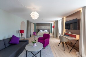 Ropa de cama hipoalergénica y minibar 