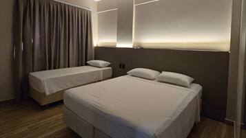 Phòng 3 Deluxe | Minibar, truy cập Internet không dây miễn phí, bộ trải giường