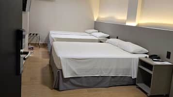 Quadrupla Deluxe | Minibar, Wi-Fi gratuito, lenzuola