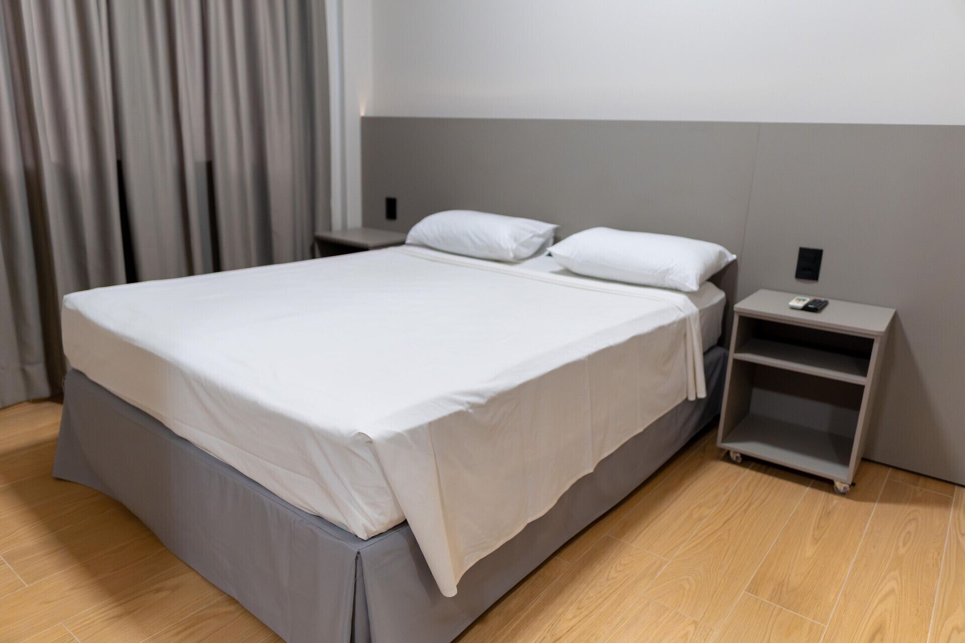Minibar, wifi gratis, ropa de cama