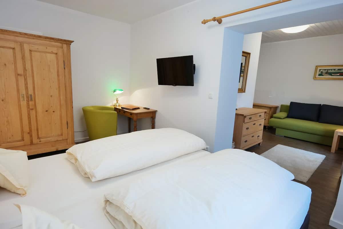 Triple Room, 1 King Bed with Sofa bed