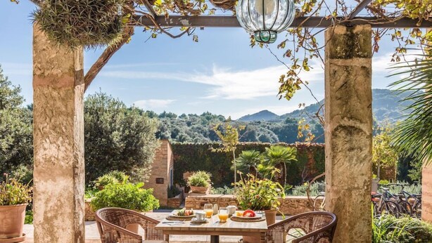 Outdoor dining - Predi Hotel Rural Son Jaumell (Capdepera)