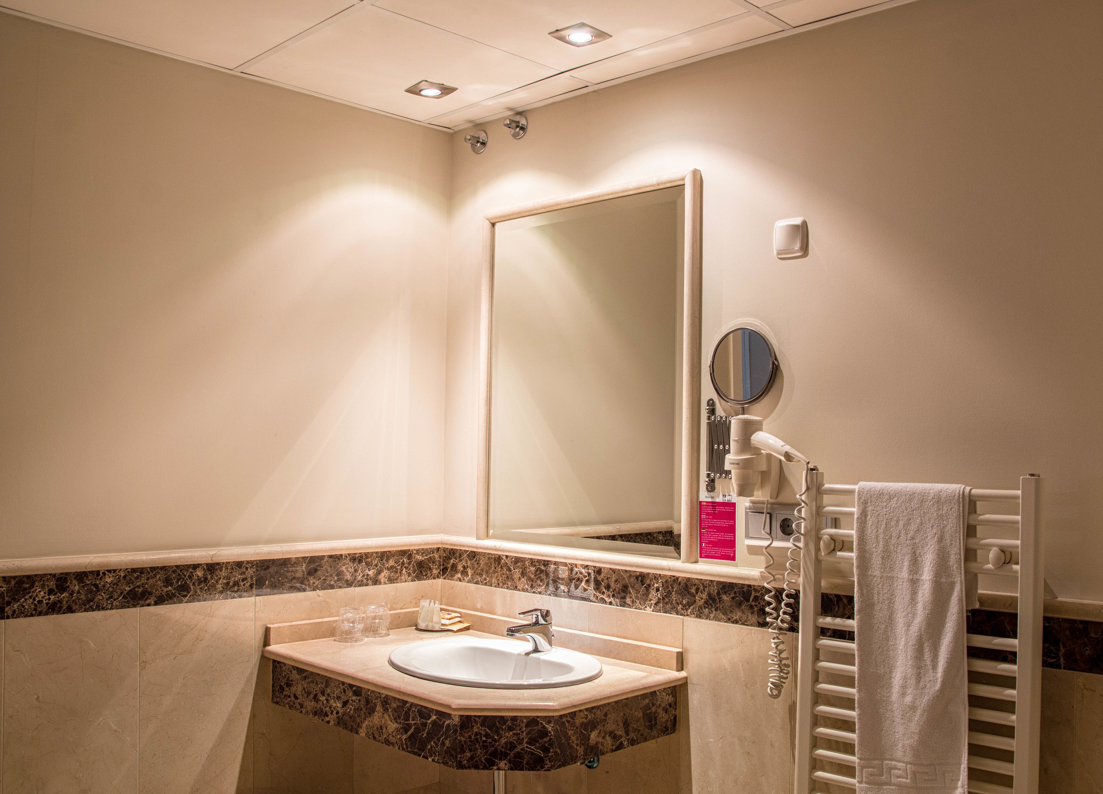 room service – dining