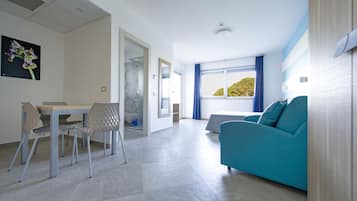 Monolocale Deluxe | Copriletto in piuma, con stile personalizzato