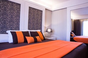 Pillow-top beds, desk, blackout curtains, free WiFi - Hotel Melina (Benidorm)