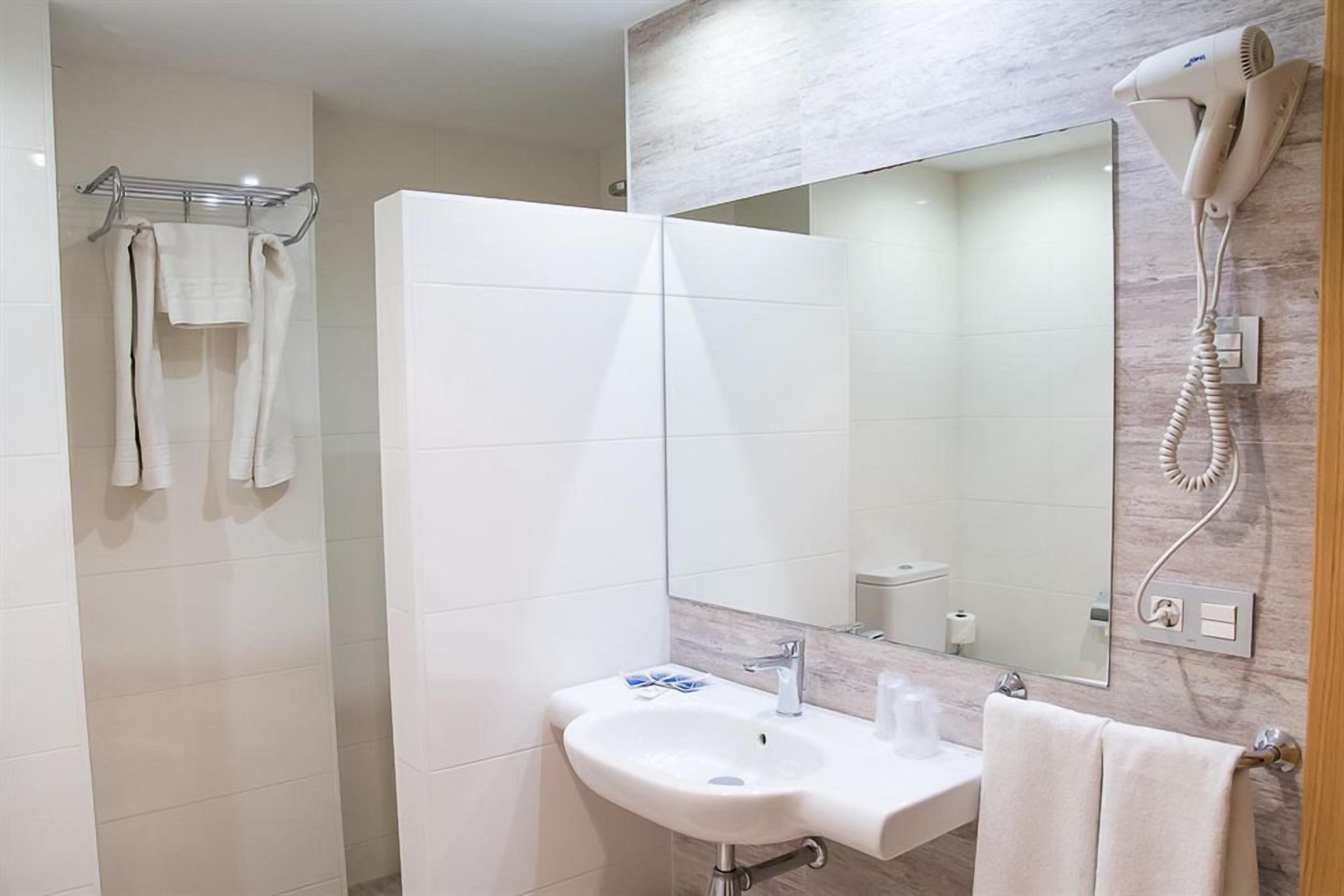 double room single use, balcony | bathroom | hair dryer, towels